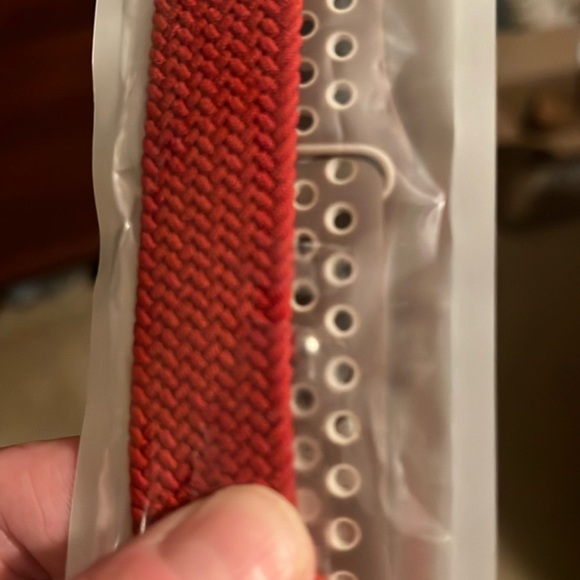 2 New Apple Watch Bands - Picture 2 of 2